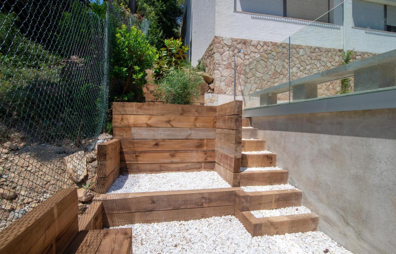 La Vie En Rouge Sa Riera Duplex, Private Parking Apartman Begur Kültér fotó